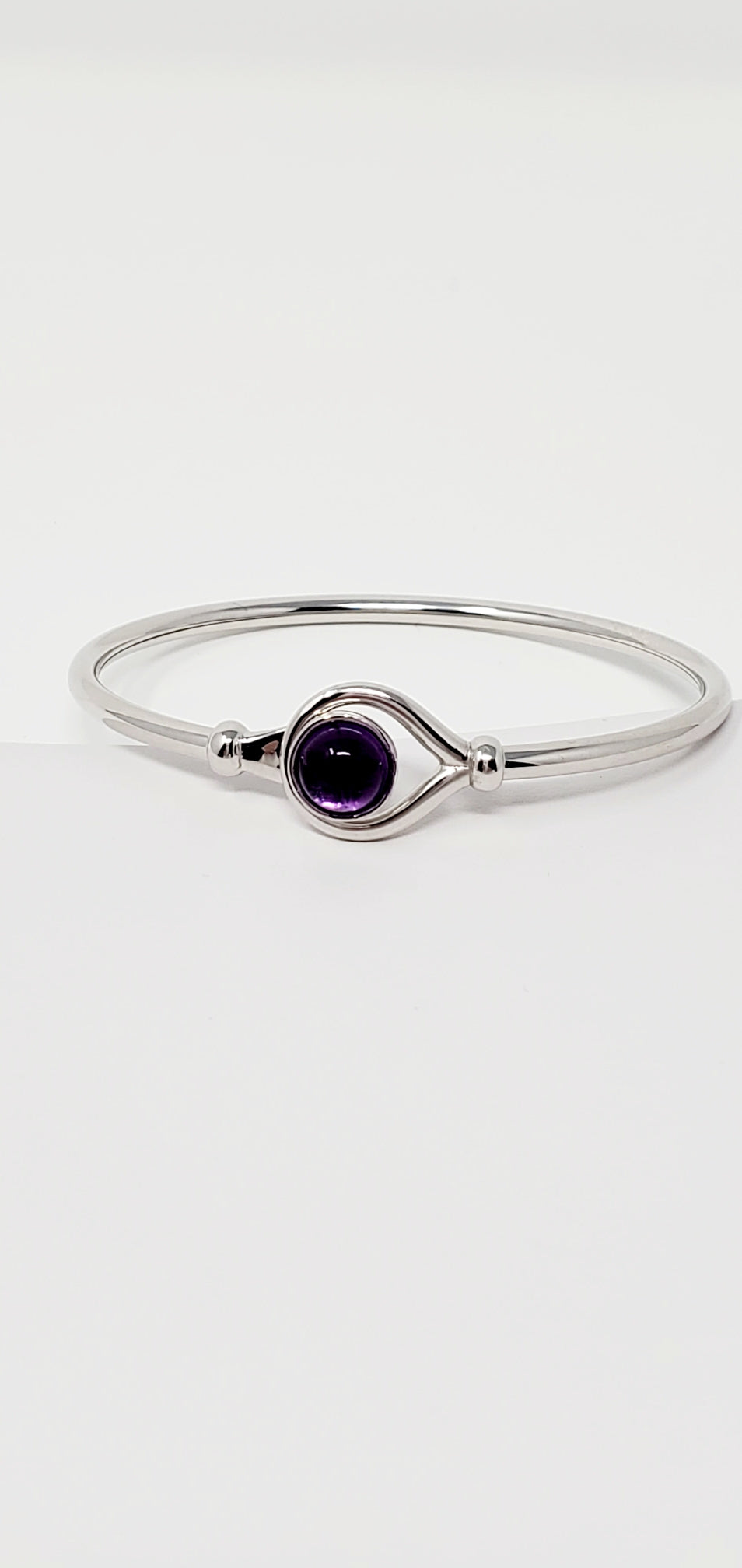 Sterling Silver flex Bangle Bracelet with 8mm Amethyst Cabochon
